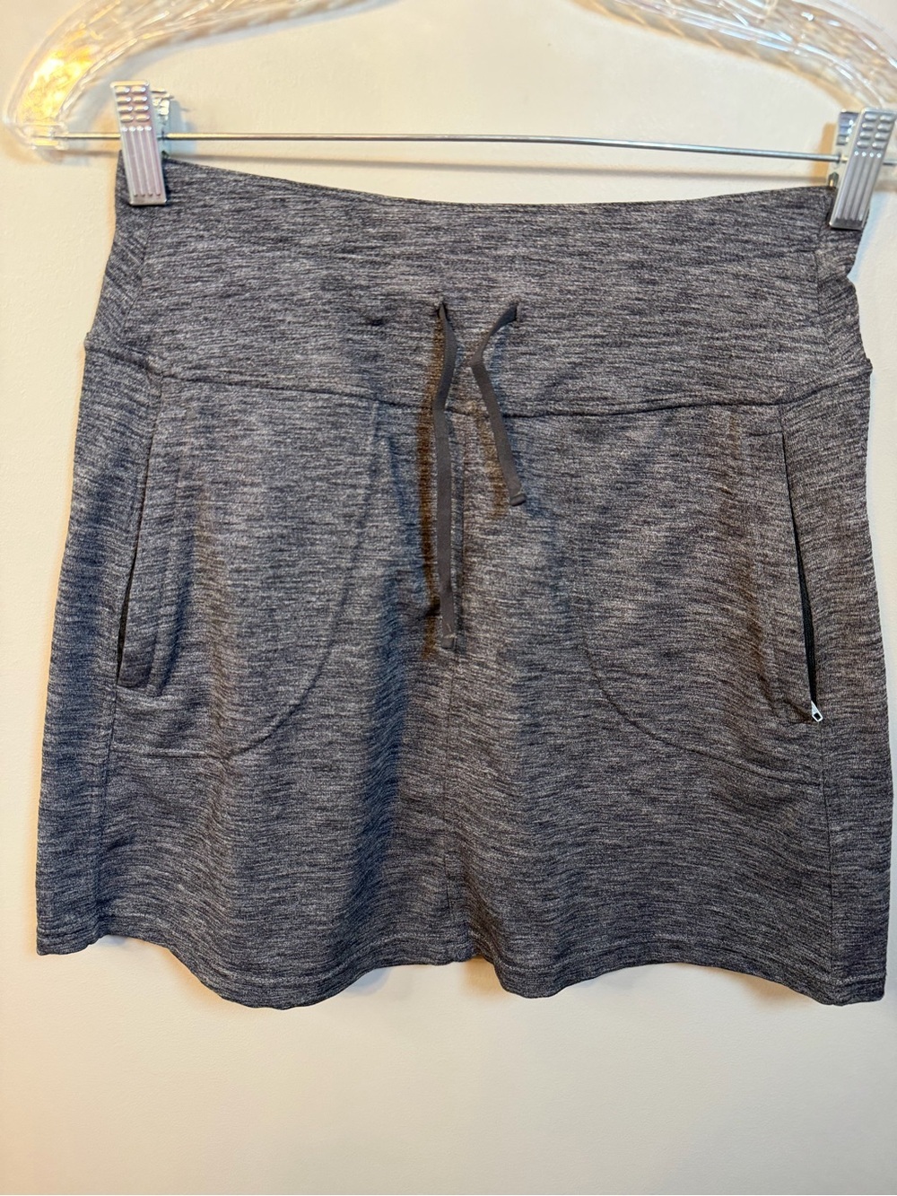 Kuhl Women's Mova Heather Grey Athleisure skort